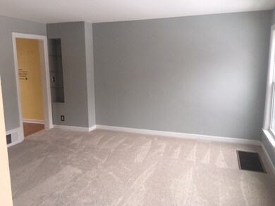 1820 Orchard St, Des Plaines, IL 60018 - photo 5