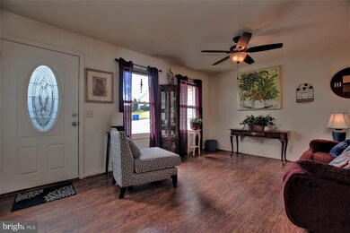 189 Eddington Ave, Harrisburg, PA 17111 - photo 6