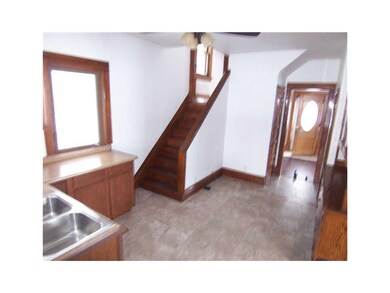 Kitchen. Space for stove/oven and fridge is 66.5