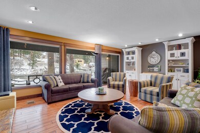 1,215 sq. ft. Ground Level Condo