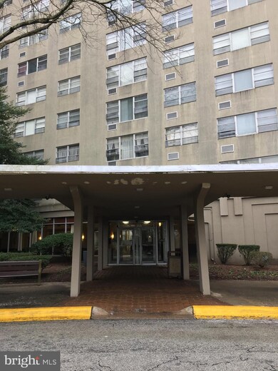 Radnor House unit 817, Bryn Mawr, PA 19010 - photo 4