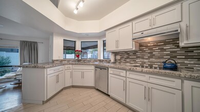 Kitchen 3