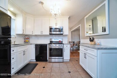 2 Hialeah Ct, Howell, NJ 07731 - photo 5