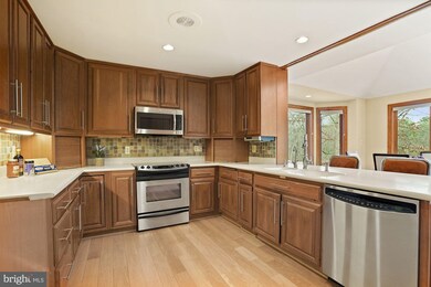 1839 Post Oak Trail, Reston, VA 20191 - photo 7