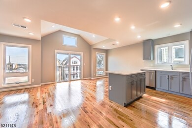 255 Chadwick Ave unit 2, Newark, NJ 07108 - photo 6