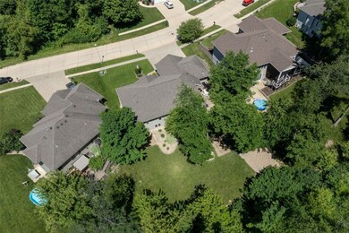 1813 Grannie Smith Ln NW, Cedar Rapids, IA 52405 - photo 2