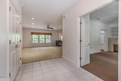 1 Foyer