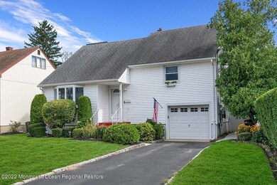917 Claridge Dr Spring Lake NJ-large-002