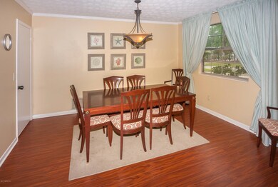 7812 Holiday Rd S, Jacksonville, FL 32216 - photo 5