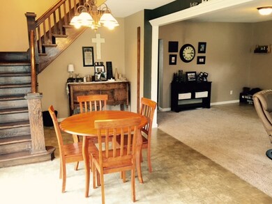 210 W 3rd St, Sumas, WA 98295 - photo 5