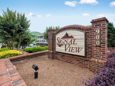900 Mountain Creek Rd