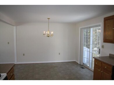 6 Jefferson Dr, Hillsborough, NH 03244 - photo 5