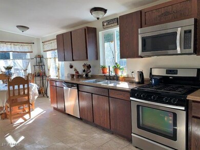 Kitchen (1)