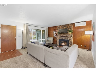 296 Benjamin St, Eugene, OR 97404 - photo 5