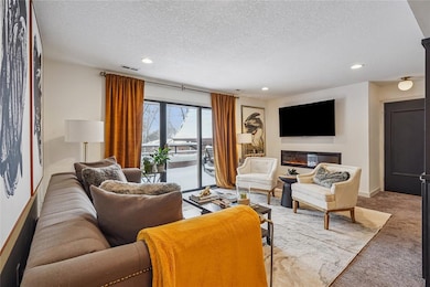 4323 Grand Ave unit 428, Des Moines, IA 50312 - photo 5