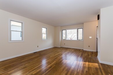 8 Hollow Wood Ln unit B, Greenwich, CT 06831 - photo 4
