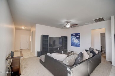 7-web-or-mls-W Picadilly Rd-007