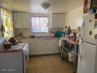 4th unit 1 Kitchen