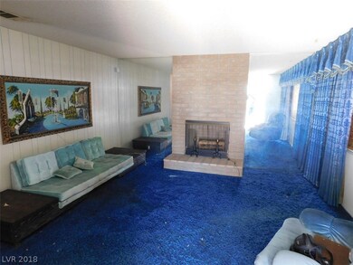 GROOVY BABY! Look past the blue carpet, gaudy drap