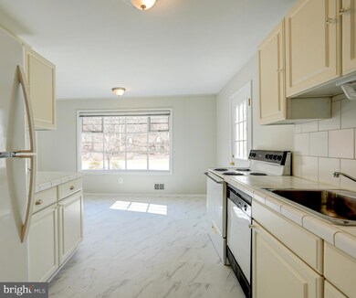 12820 Middlevale Ln, Silver Spring, MD 20906 - photo 5