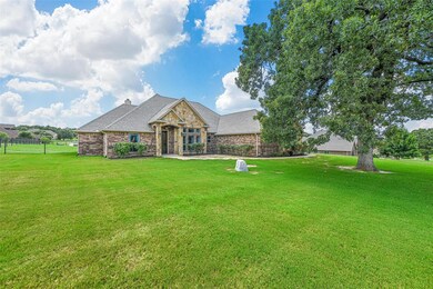 156 Ellis Spring Dr, Weatherford, TX 76085 - photo 3