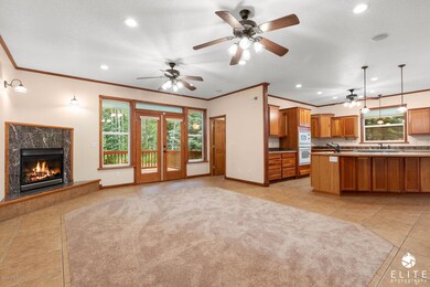 living/kitchen