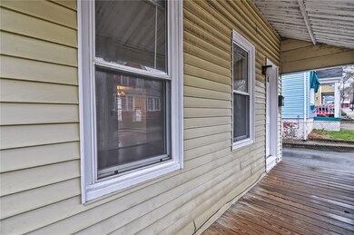 29 Whipple St, Pawtucket, RI 02860 - photo 3
