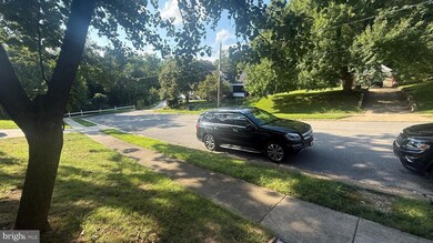 5603 Hawthorne St, Cheverly, MD 20785 - photo 7