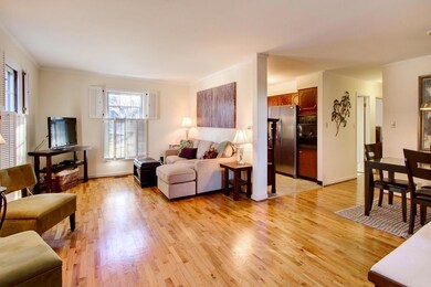 1631_Roxbury-14