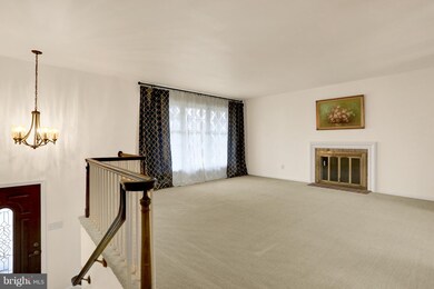 19203 Paradise Manor Dr, Hagerstown, MD 21742 - photo 6