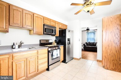 538 W Woodlynn Rd, Essex, MD 21221 - photo 5