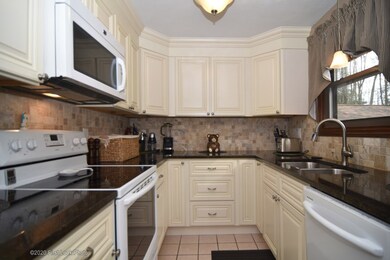 190 Chopmist Hill Rd, Chepachet, RI 02814 - photo 6