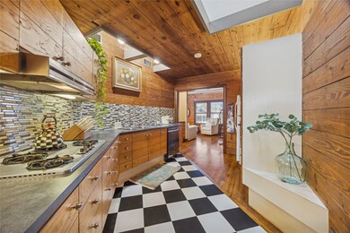 505 Harvard St unit 4, Houston, TX 77007 - photo 2