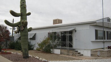 Side showing window/door for mtn view