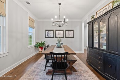 05-Dining Room