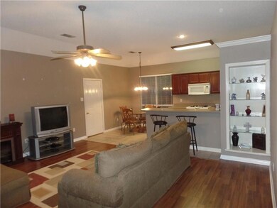 Wide open spaces - high vaulted ceiling with uniqu