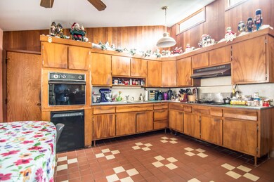 15 Mohn Place-13
