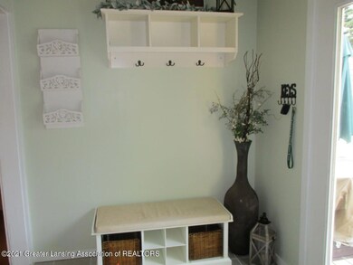 618 Lincoln Ave, Lansing, MI 48910 - photo 5