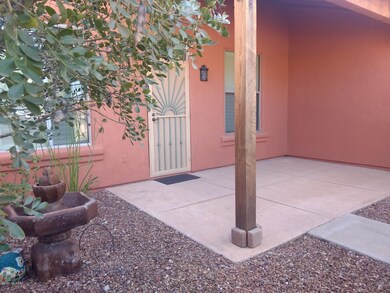 Front Porch & Courtyard