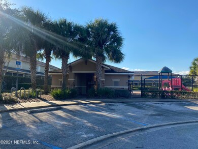 8881 Inlet Bluff Dr, Jacksonville, FL 32216 - photo 4