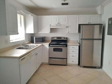 2016 S 10th St unit C, Fort Pierce, FL 34950 - photo 5