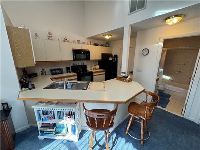 763 Williamsburg Cir, Warwick, RI 02886 - photo 7