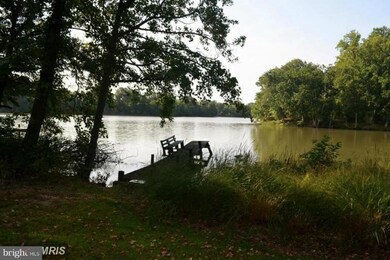 4078 Honeysuckle Dr, Edgewater, MD 21037 - photo 7