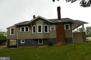 1505 Roosevelt Ave, Hyattsville, MD 20785 - photo 6