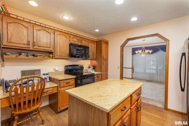 4010 Forest Rd, Davenport, IA 52807 - photo 2