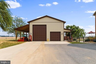 2612 Grand Point Rd, Chambersburg, PA 17202 - photo 6