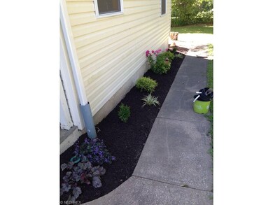 1057 Center Rd, New Franklin, OH 44216 - photo 2