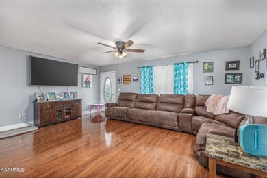 Interior-2.jpg-SMALL 2