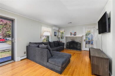 16 Carson Ave, Warwick, RI 02886 - photo 4