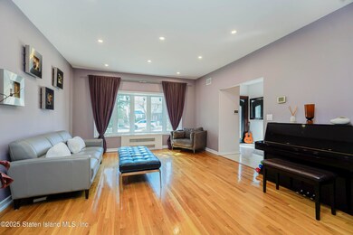 21 Francis Place, Staten Island, NY 10304 - photo 7
